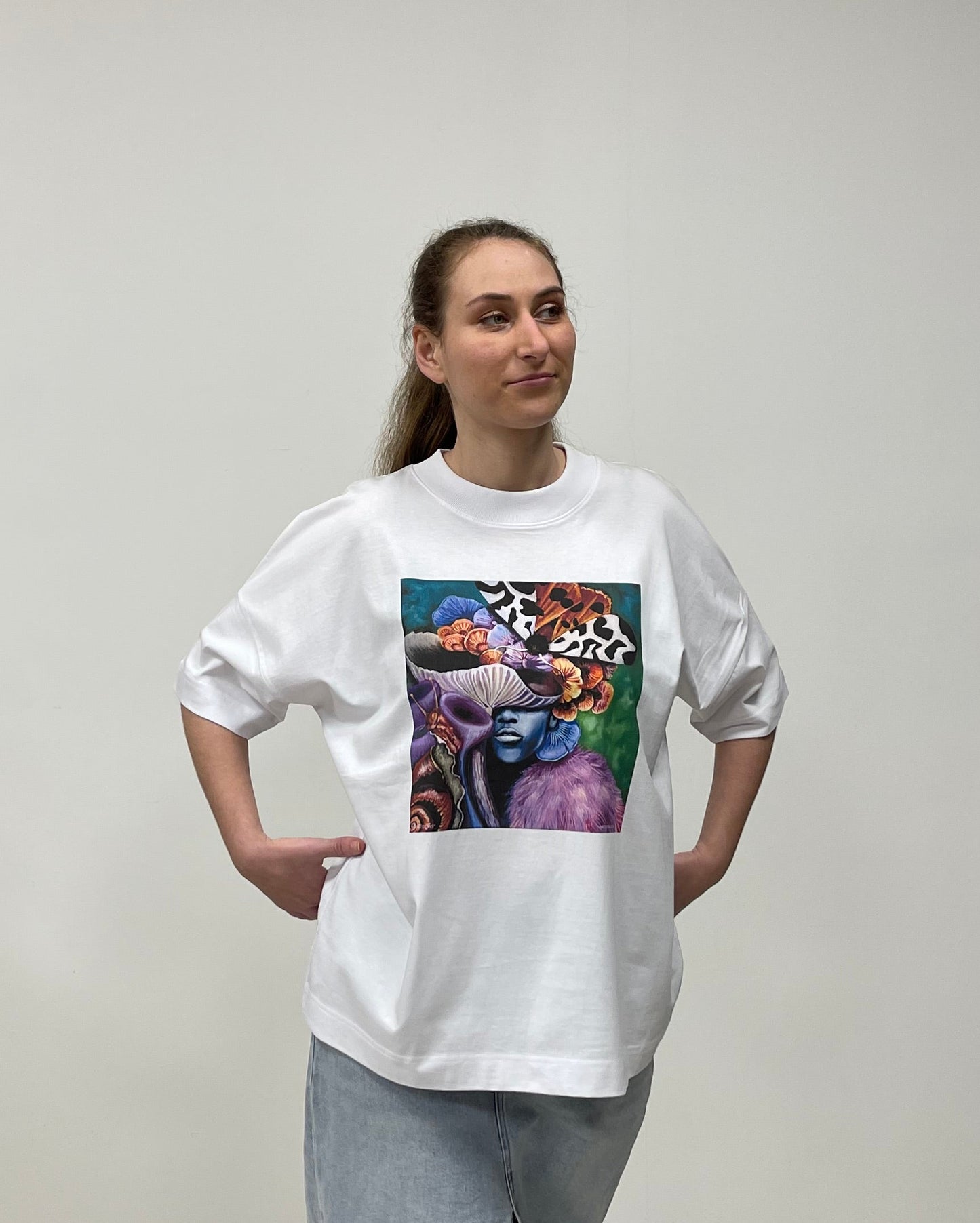 OVERSIZE UNISEX MARŠKINĖLIAI SU SPAUDINIU,,ŠNABŽDESYS"