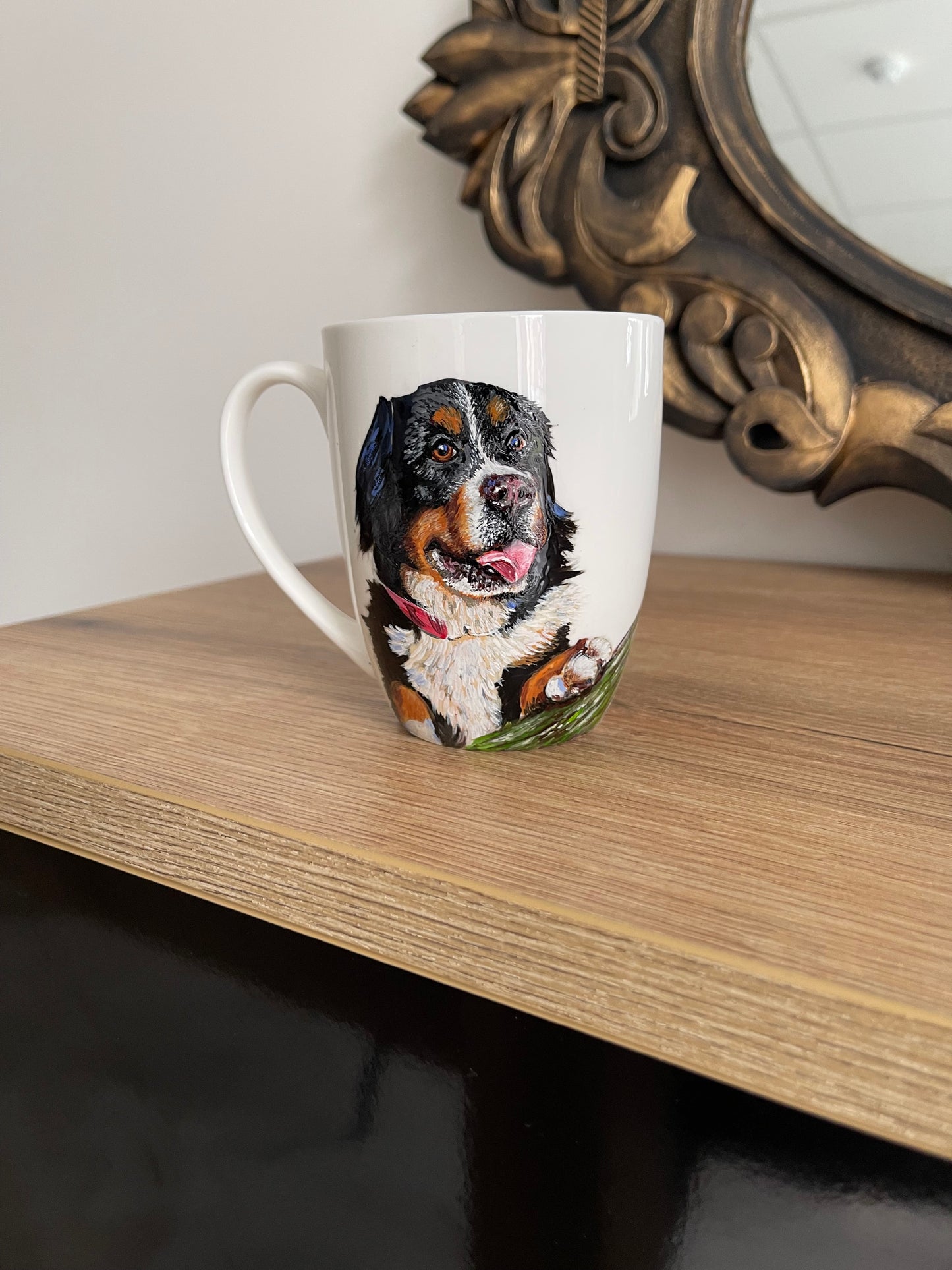 Rankų darbo porcelianinis puodelis su Šuniu| Tapyba ant porceliano | Unikali dovana