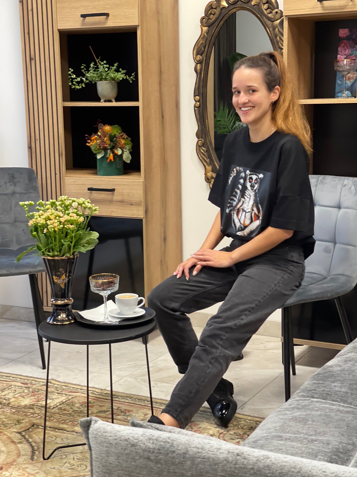 UNISEX OVERSIZE MARŠKINĖLIAI SU SPAUDINIU,,Lemūras"